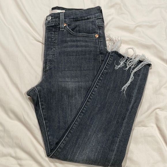 Levi’s wedgie skinny jeans - Picture 1 of 9